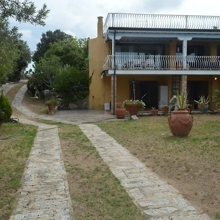 Montes Διαμέρισμα Monte Petrosu